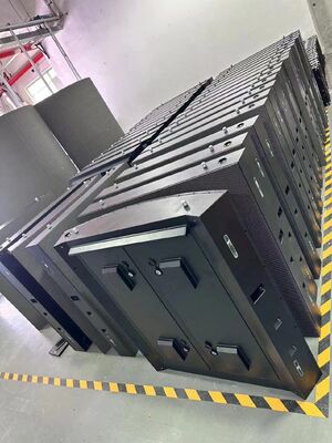 옥외 LED 디스플레이 스크린 IP65 방수 고휘도 4500-5500cd 맨눈 3D LED 빌보드