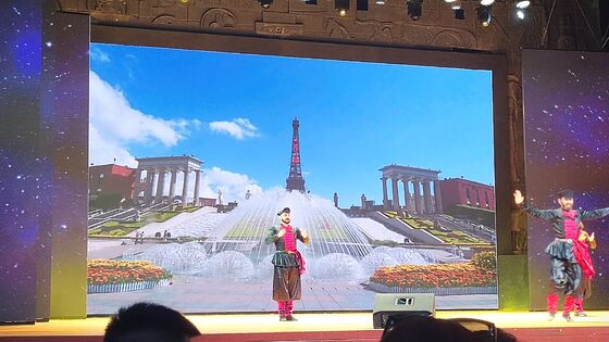 렌탈 행사용 P2.97mm 픽셀 피치 IP65 방수 및 3840-7680Hz 주사율 옥외 LED 비디오 월